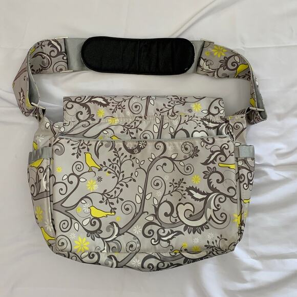 JuJuBe Diaper Bag Gray Yellow Chick Grey Bird Trees 13 Compartments Changing Mat - Picture 2 of 16